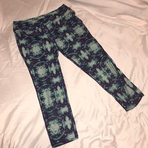 Girls size 12/14 bcg printed leggings